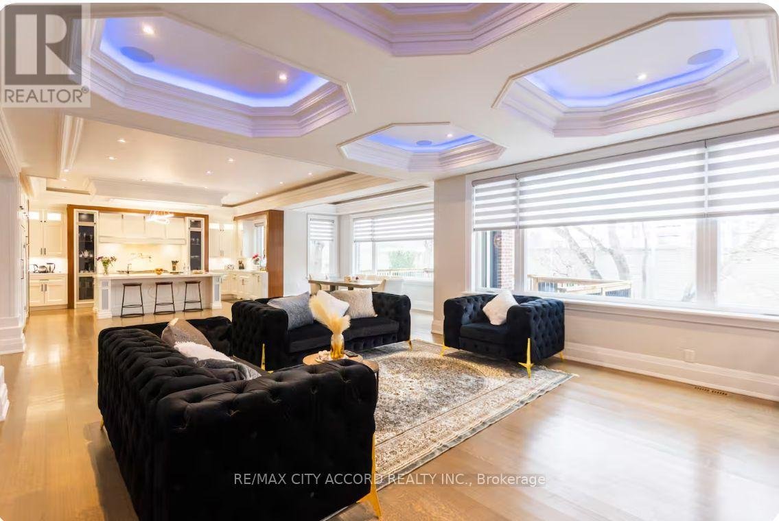 98 UPPER CANADA DRIVE - Photo 9