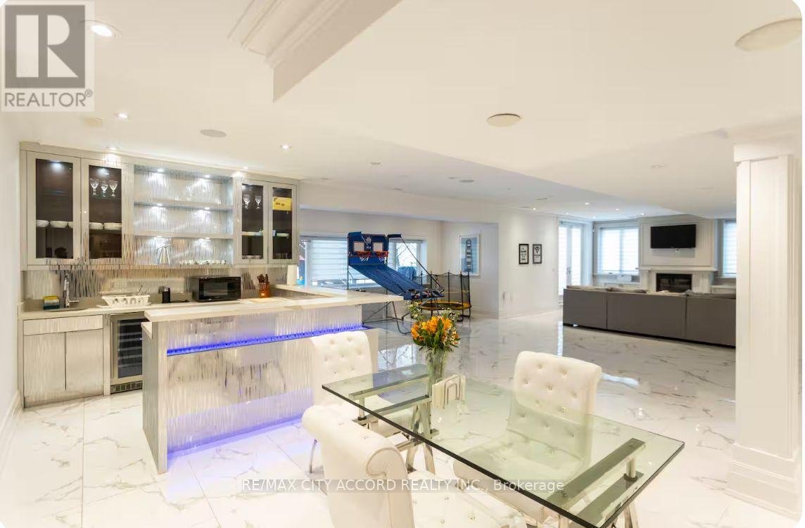 98 UPPER CANADA DRIVE - Photo 24
