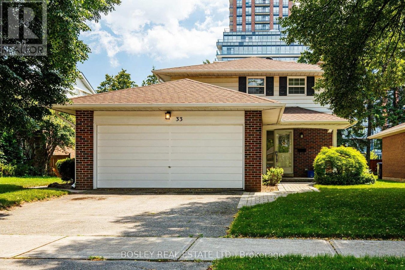33 FORESTBROOK CRESCENT - Photo 2