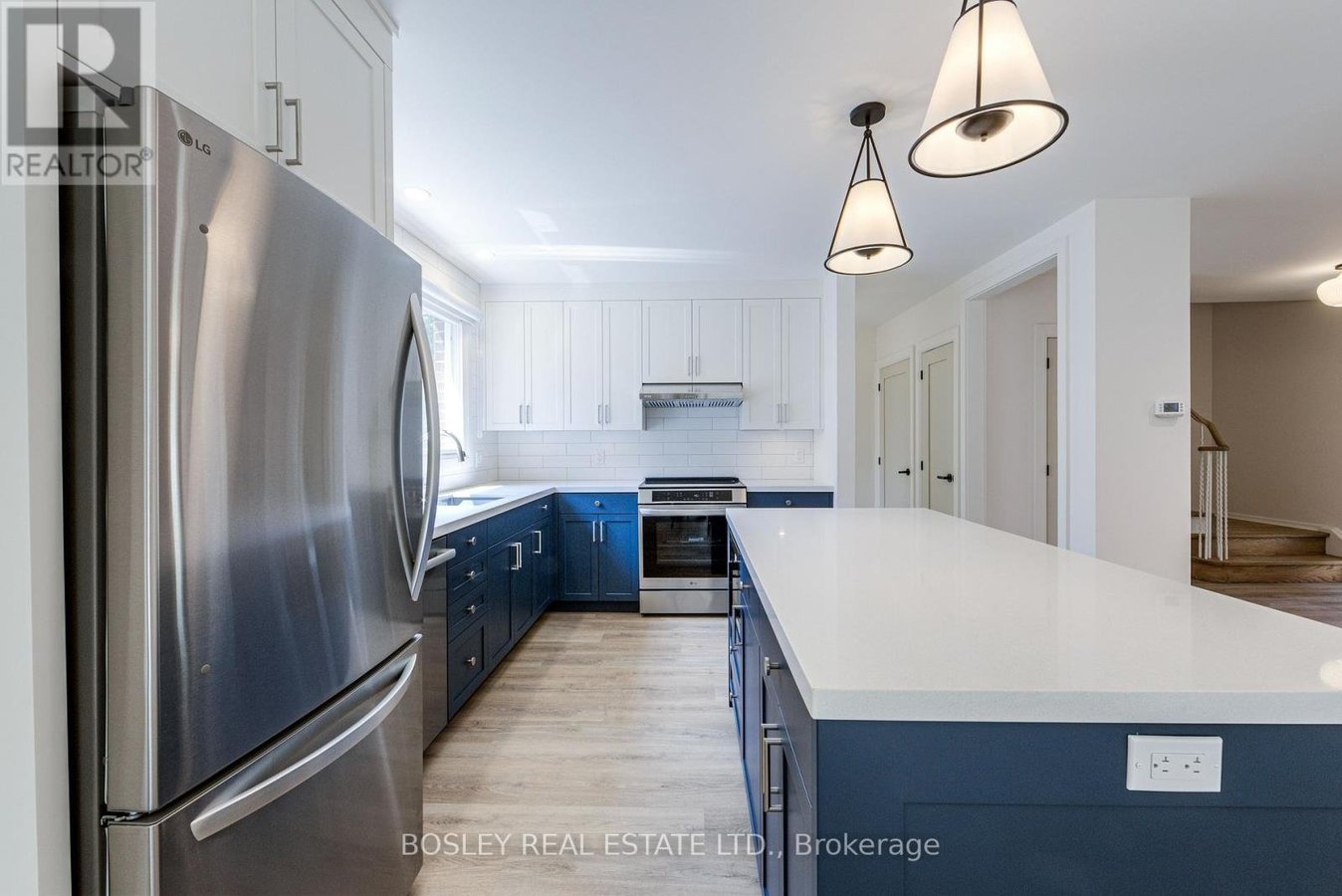 33 FORESTBROOK CRESCENT - Photo 12