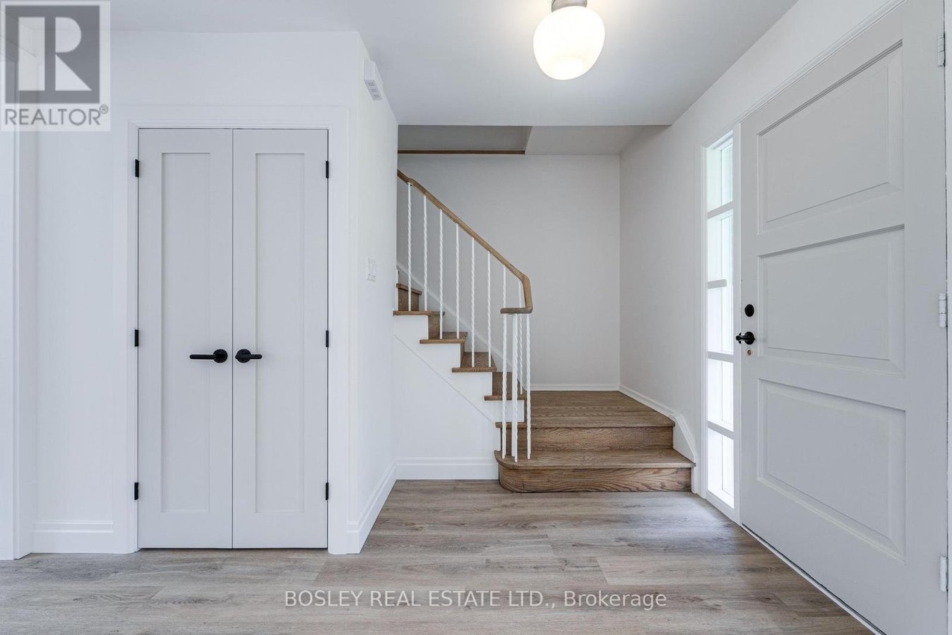 33 FORESTBROOK CRESCENT - Photo 20