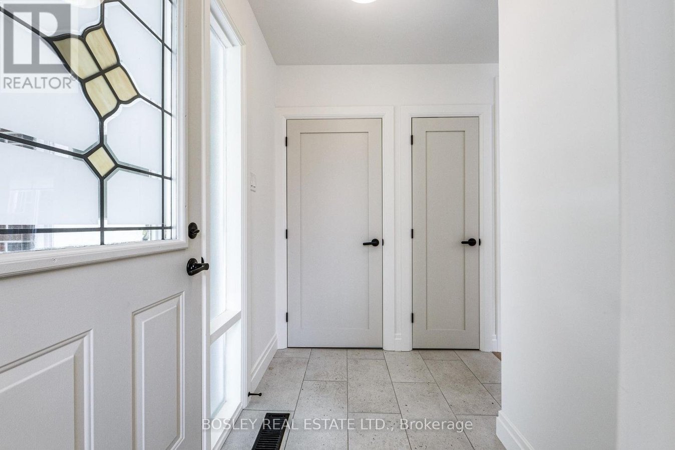 33 FORESTBROOK CRESCENT - Photo 22