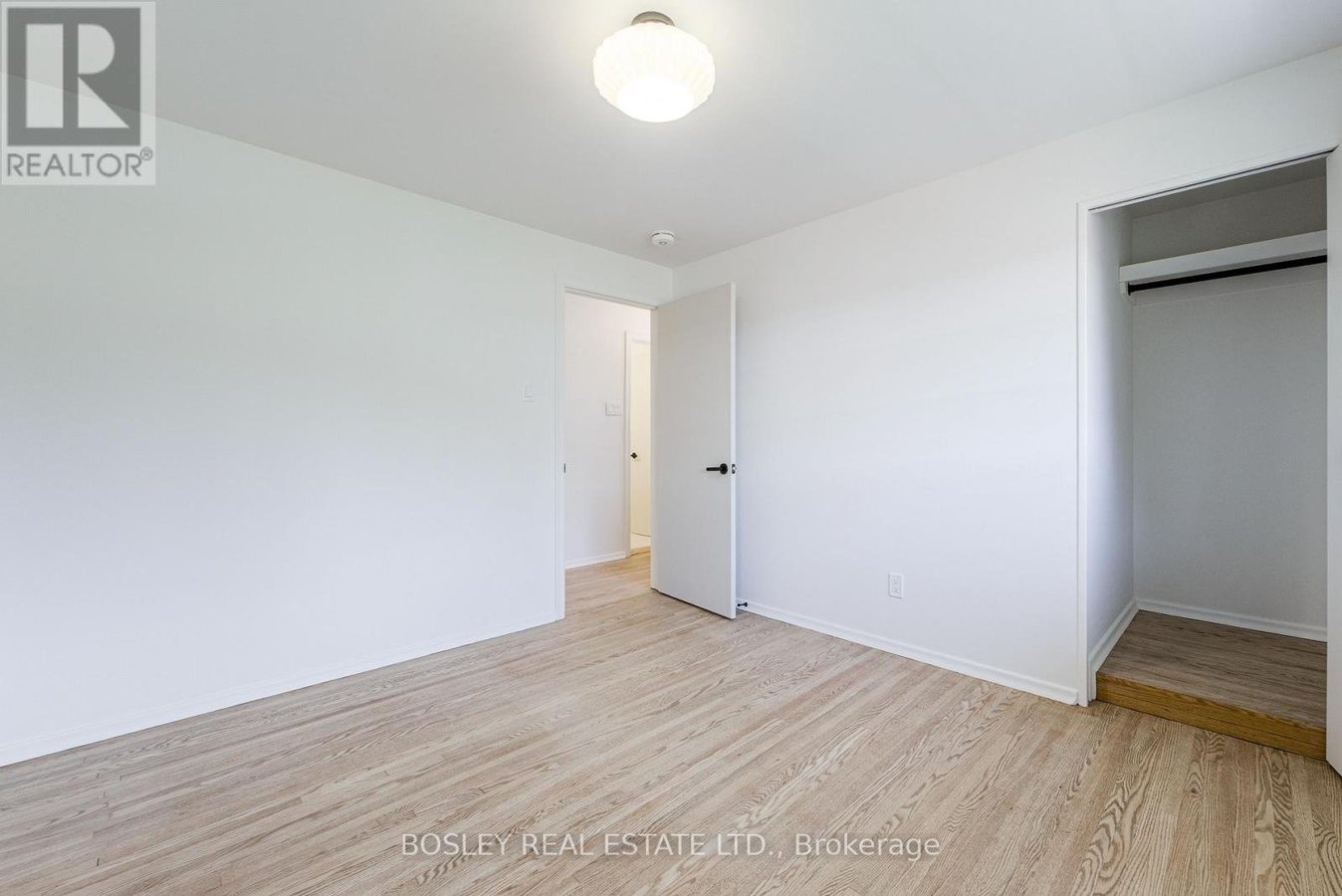 33 FORESTBROOK CRESCENT - Photo 27