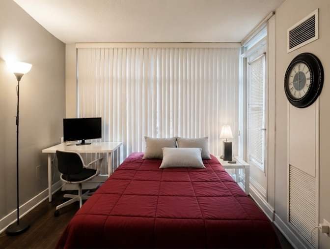 Navy Wharf Court - Photo 1
