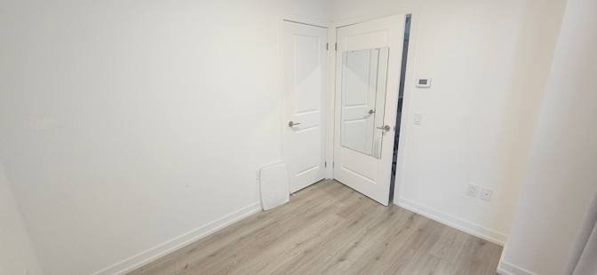 Bloor Street East - Photo 2