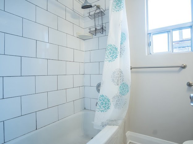 636 Danforth Avenue - Photo 4