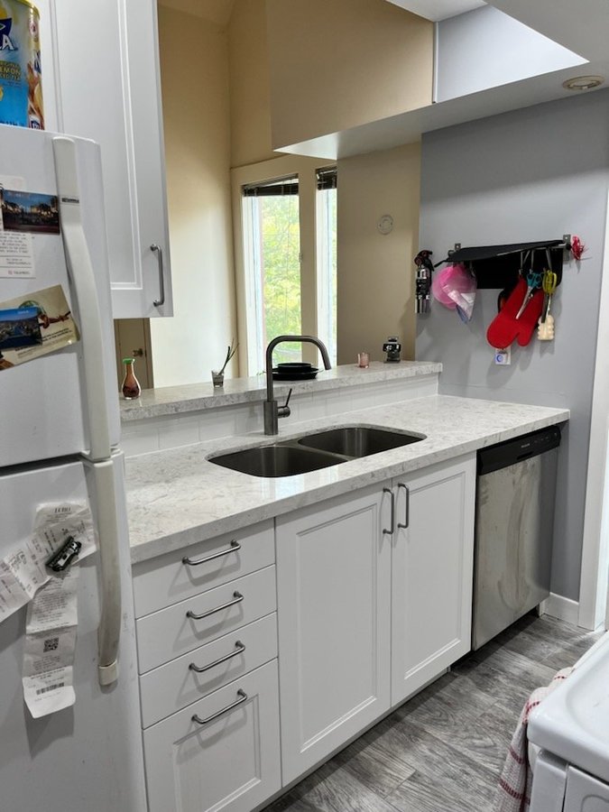 210 McCaul Street - Photo 4