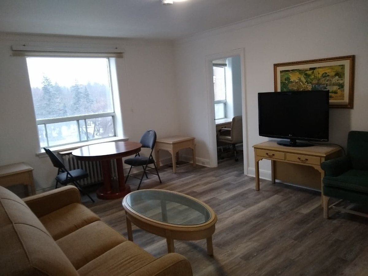 101 Lawton Boulevard - Photo 2
