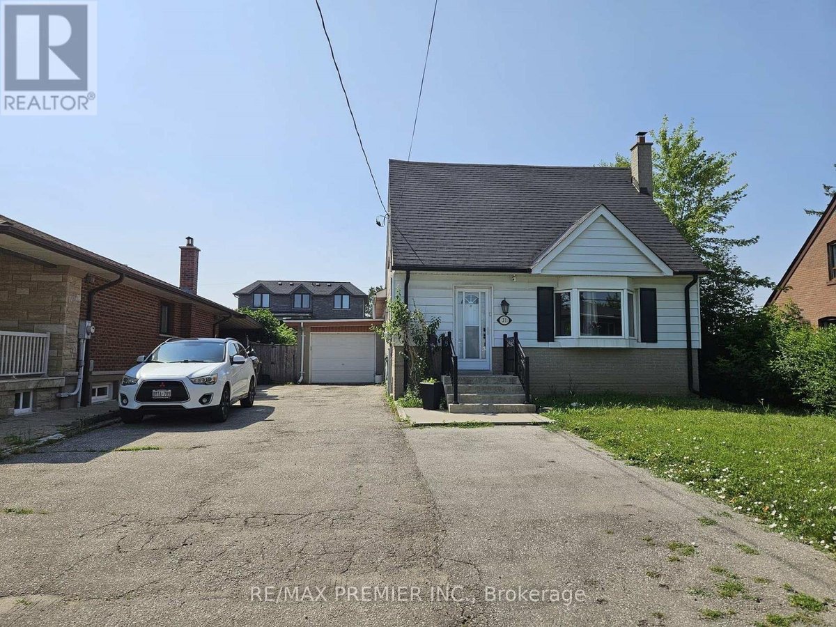MAIN & 2ND - 31 COMPTON CRESCENT - Photo 1
