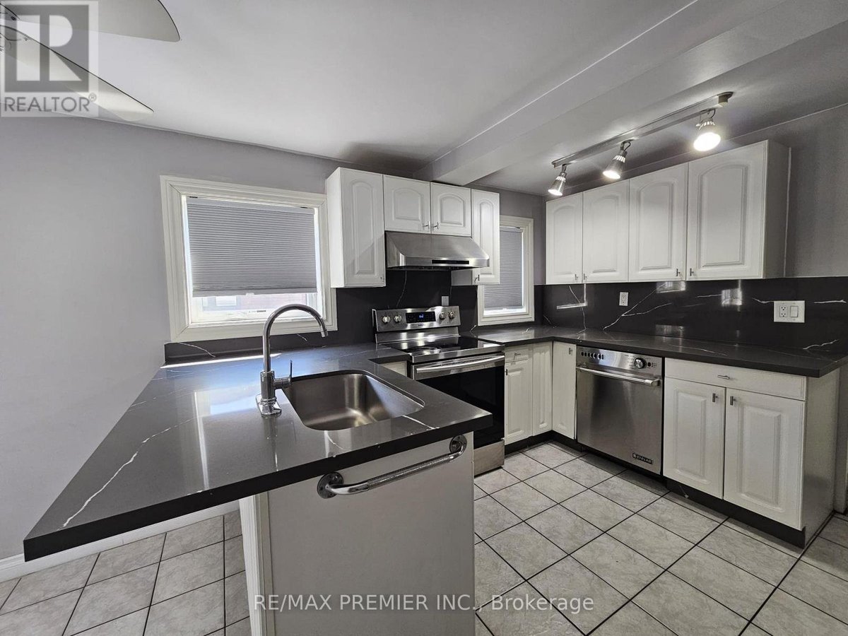 MAIN & 2ND - 31 COMPTON CRESCENT - Photo 3