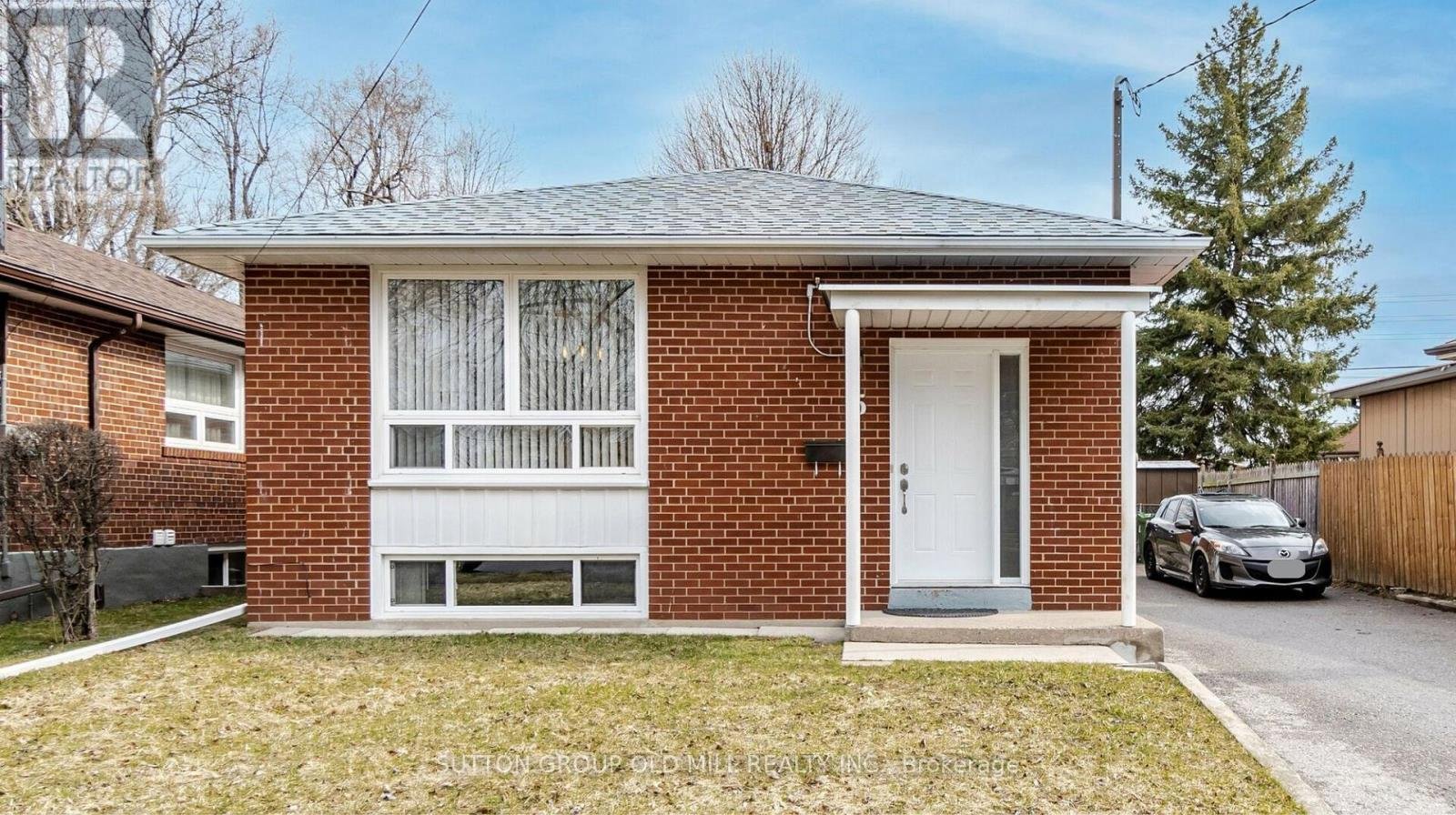 LOWER - 5 APPLEFIELD DRIVE - Photo 1