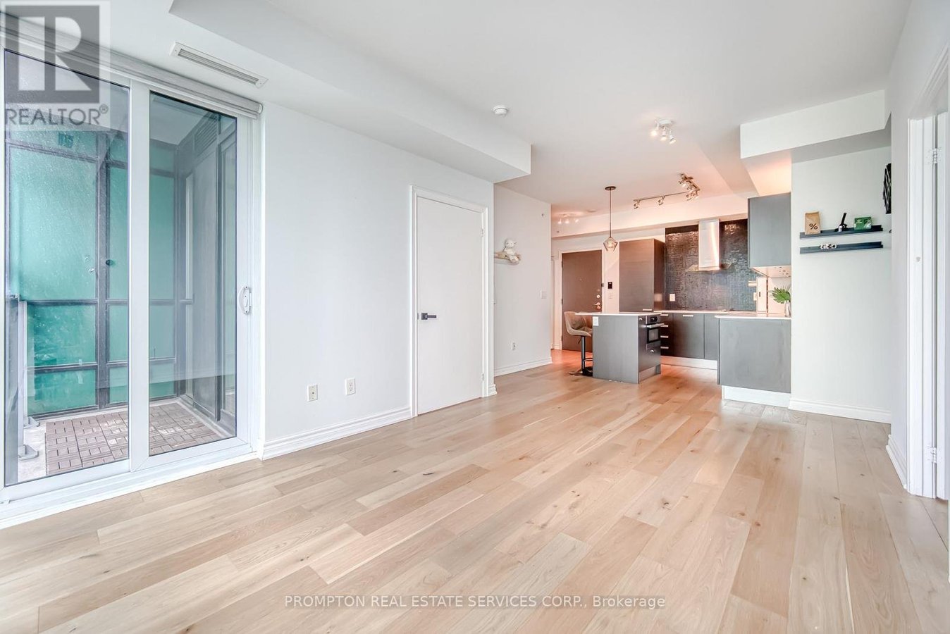 3201 - 11 BOGERT AVENUE - Photo 8