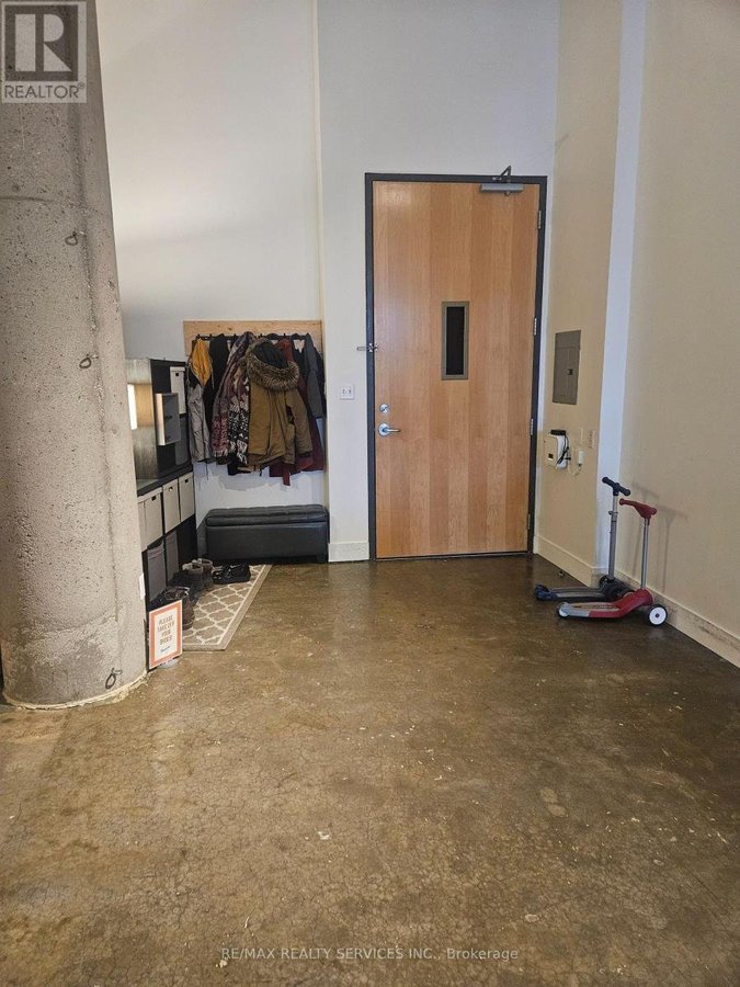 406 - 90 SUMACH STREET - Photo 2