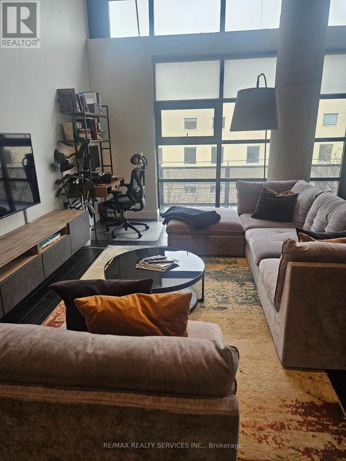 406 - 90 SUMACH STREET - Photo 5