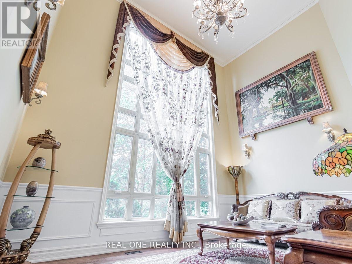 15 ROYAL OAK DRIVE - Photo 4