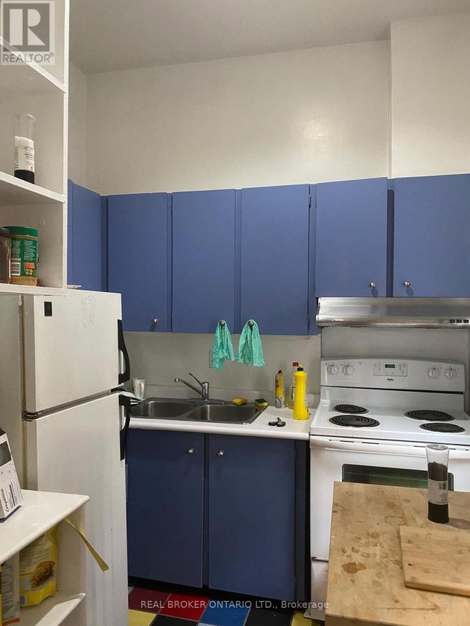 202 - 11 CLARENCE SQUARE - Photo 7
