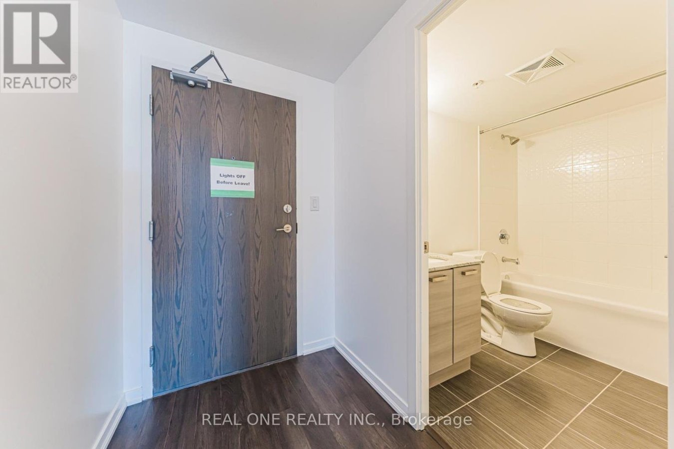 846 - 68 ABELL STREET - Photo 4
