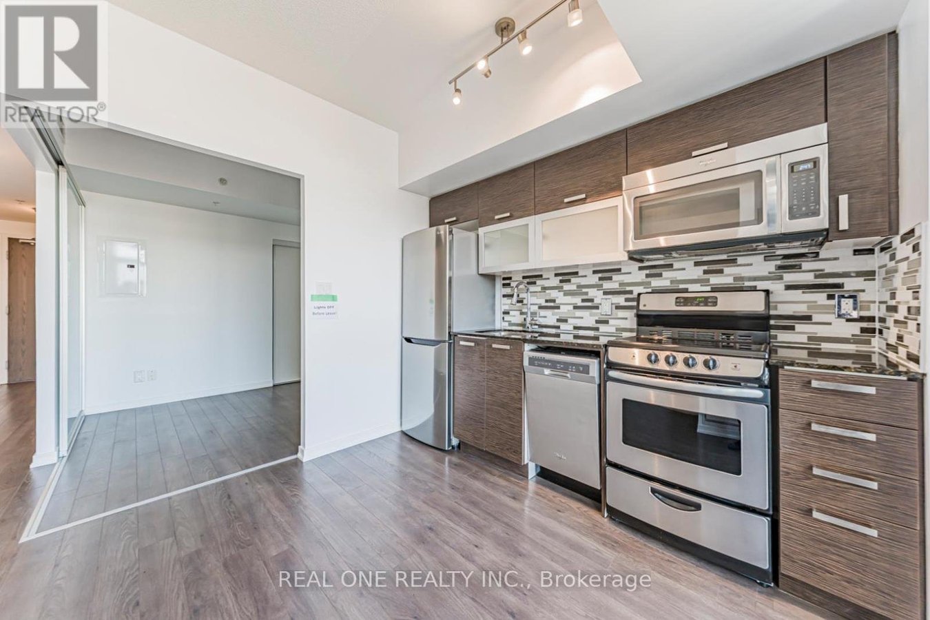 846 - 68 ABELL STREET - Photo 12