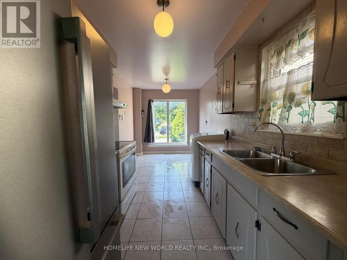 43 BUSHMILLS SQUARE - Photo 8