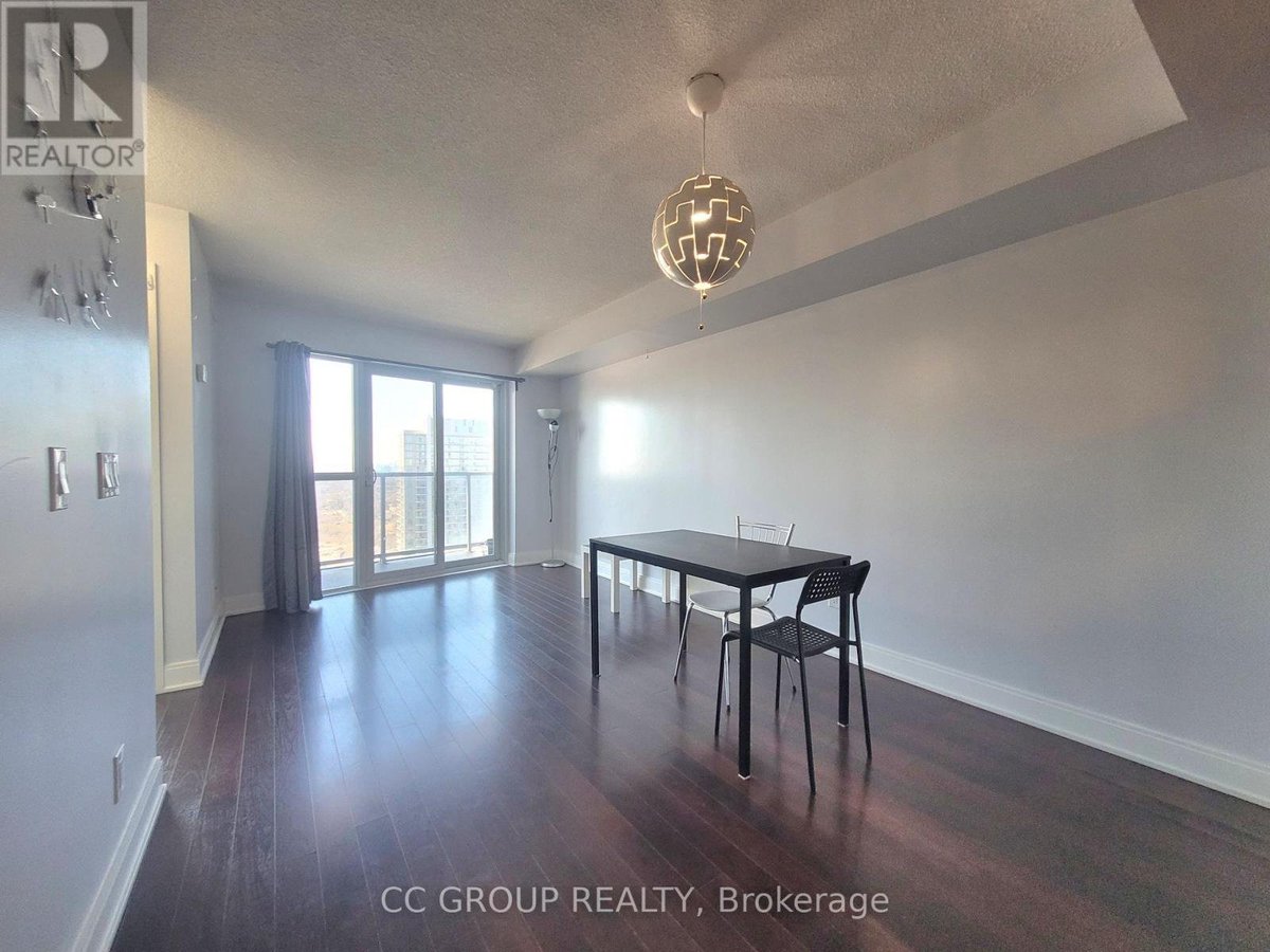 3405 - 125 VILLAGE GREEN SQUARE - Photo 3