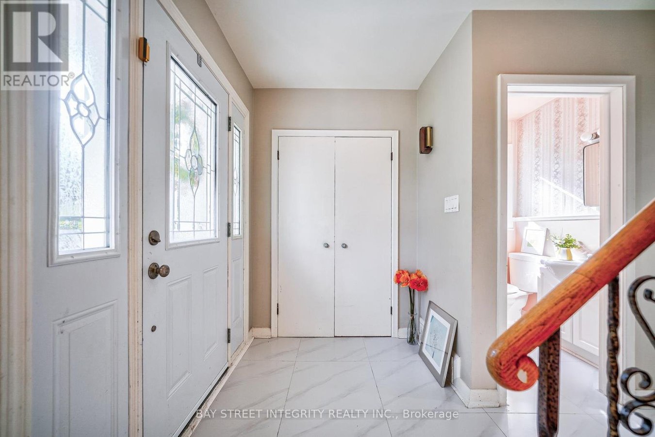 63 ROSSBURN DRIVE - Photo 4