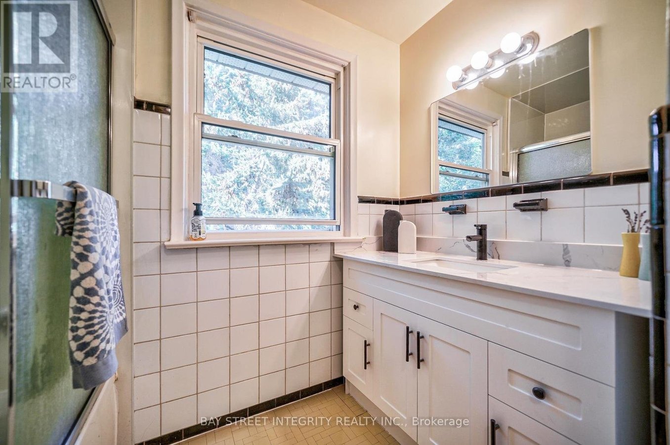 63 ROSSBURN DRIVE - Photo 21