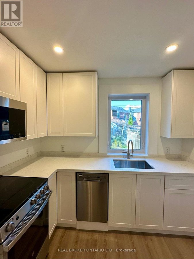 2 - 659 VAUGHAN ROAD - Photo 5