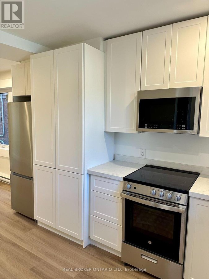 2 - 659 VAUGHAN ROAD - Photo 6