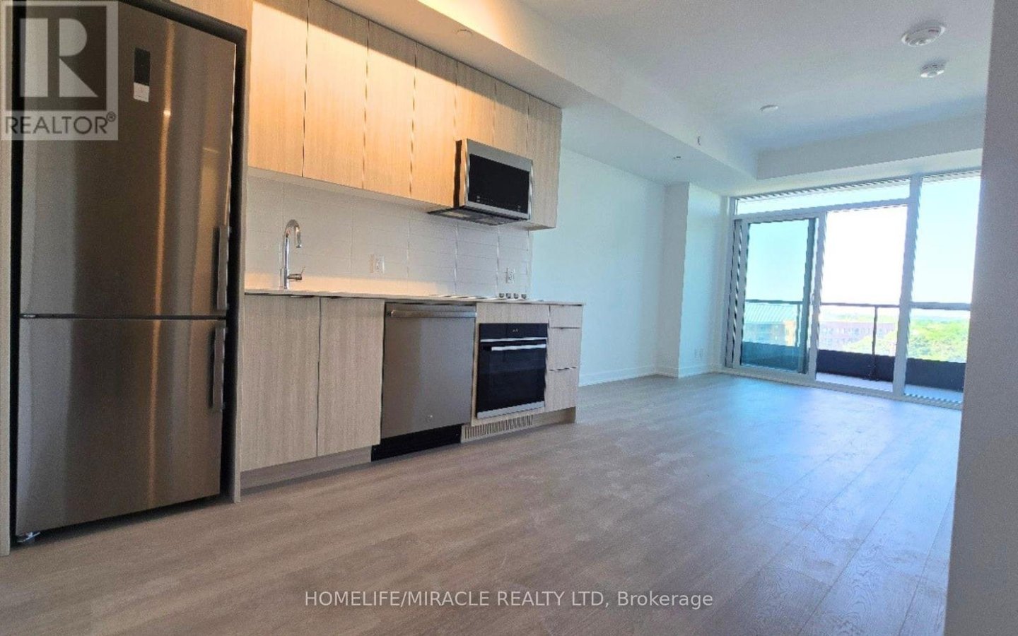 611 - 20 DEANS DRIVE - Photo 3