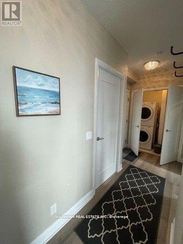 4504 - 56 ANNIE CRAIG DRIVE - Photo 8