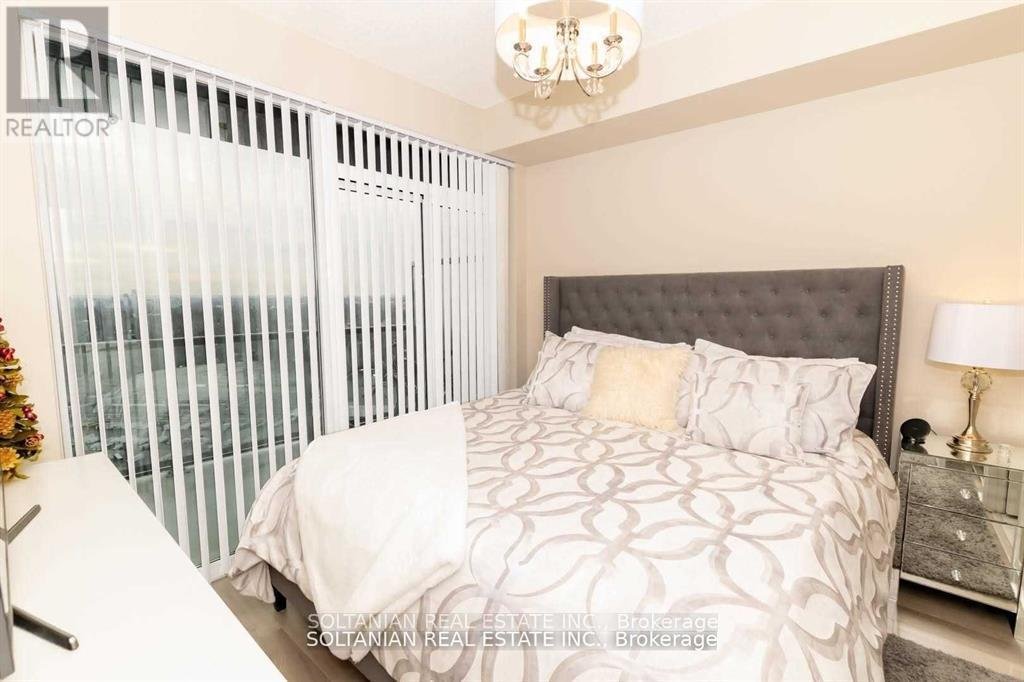 4504 - 56 ANNIE CRAIG DRIVE - Photo 14