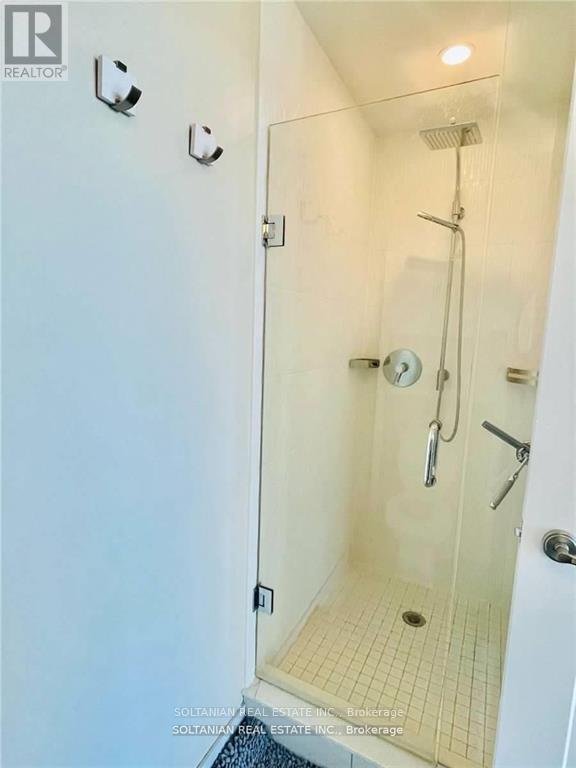 4504 - 56 ANNIE CRAIG DRIVE - Photo 15