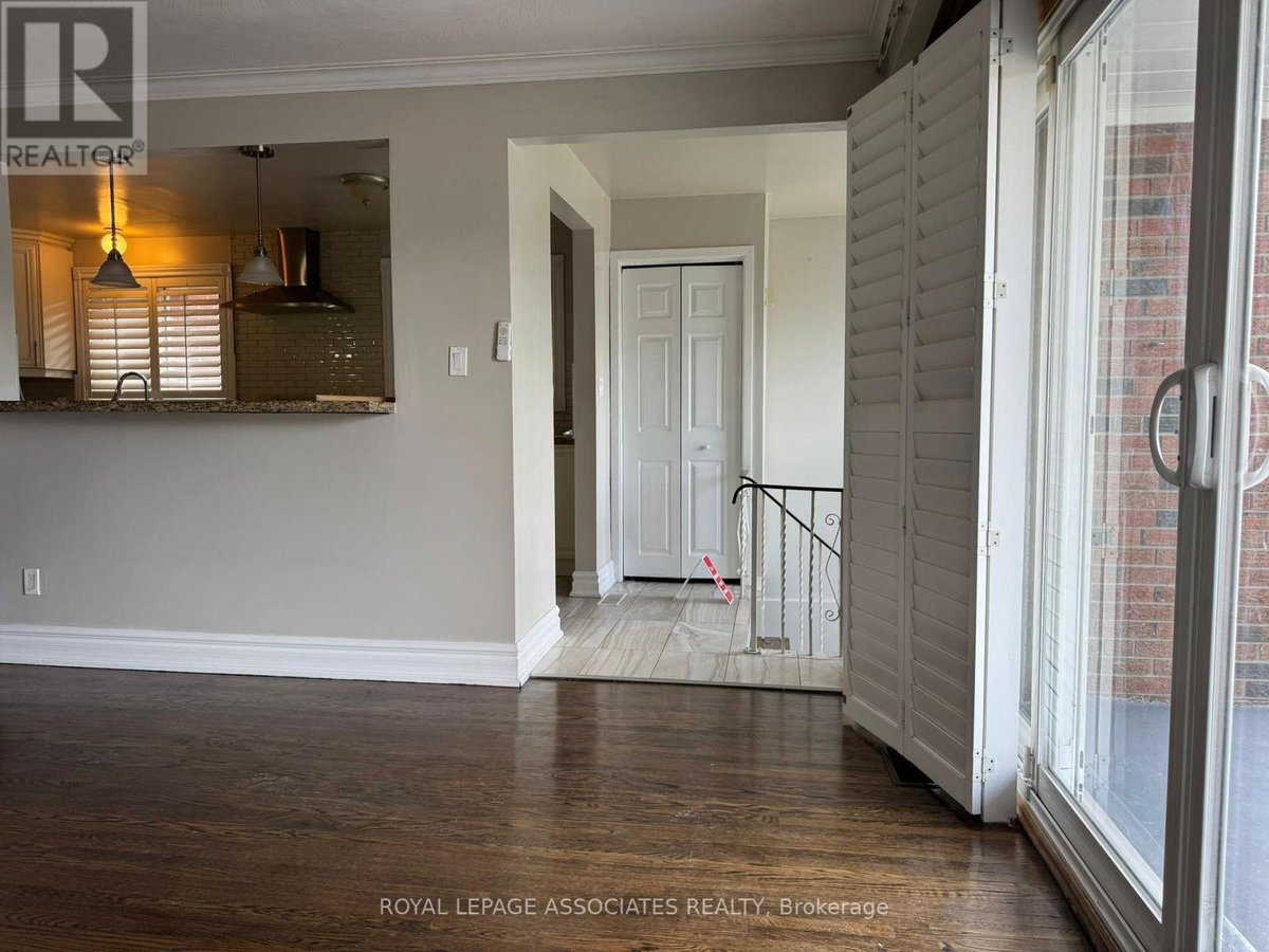 MAIN - 50 BLOSSOM CRESCENT - Photo 10