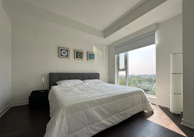 St. Clair Avenue West - Photo 2