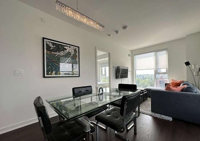 St. Clair Avenue West - Photo 6