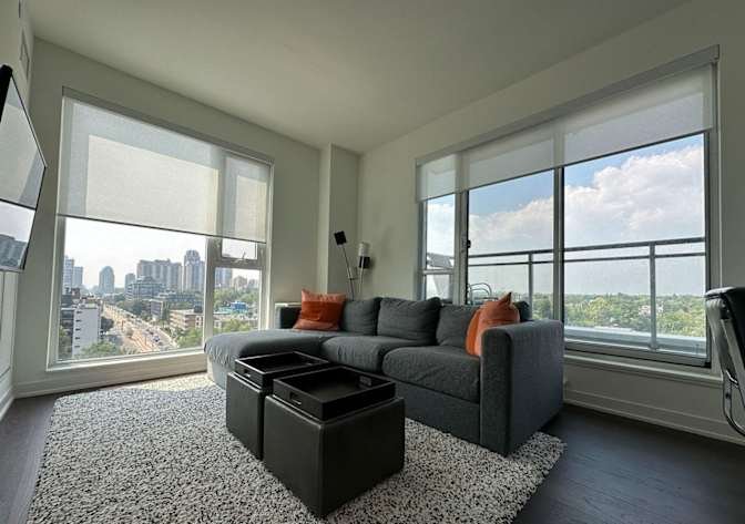 St. Clair Avenue West - Photo 10
