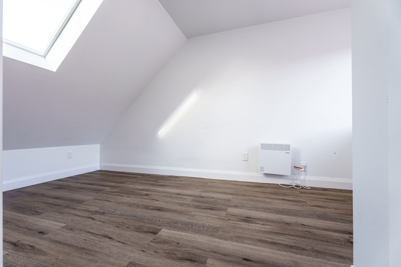 392 Berkeley Street - Photo 4