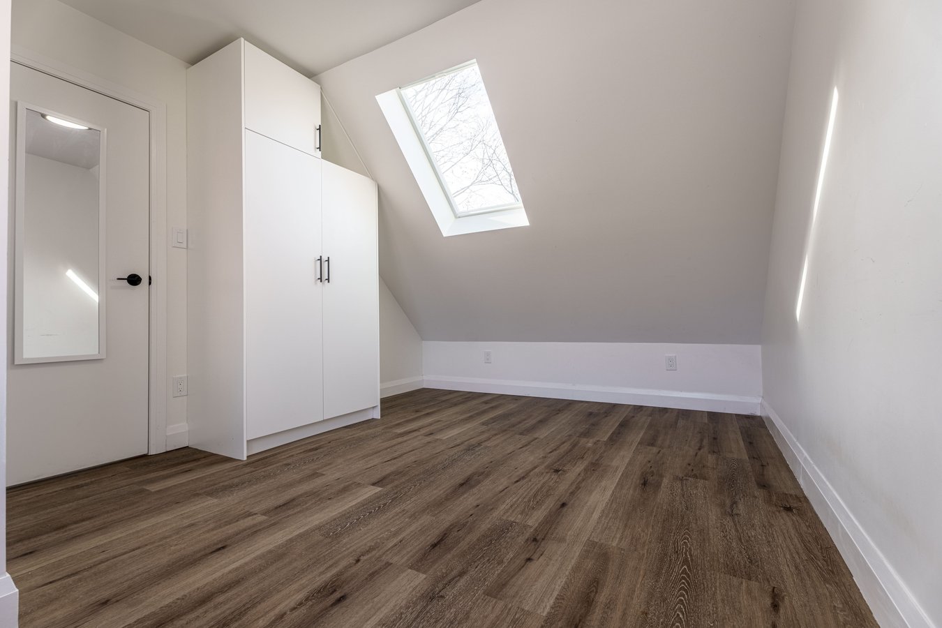 392 Berkeley Street - Photo 5