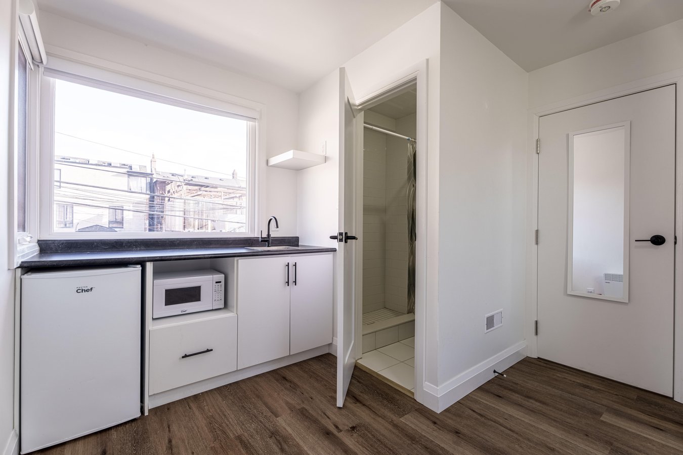 392 Berkeley Street - Photo 11