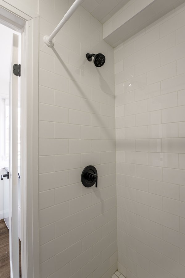 392 Berkeley Street - Photo 13