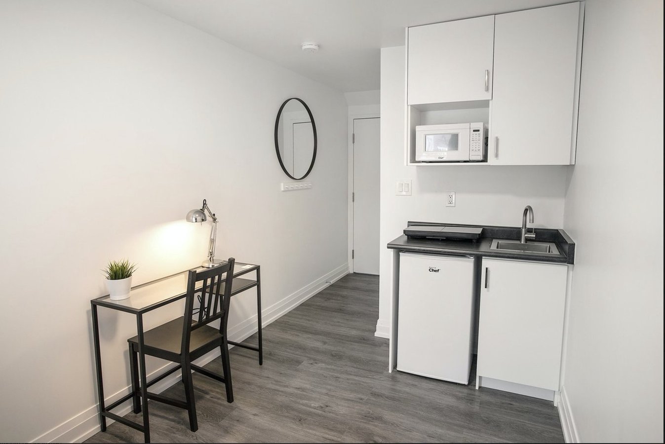 392 Berkeley Street - Photo 5