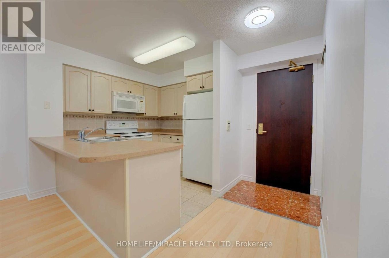 1509 - 30 GRAND TRUNK CRESCENT - Photo 8