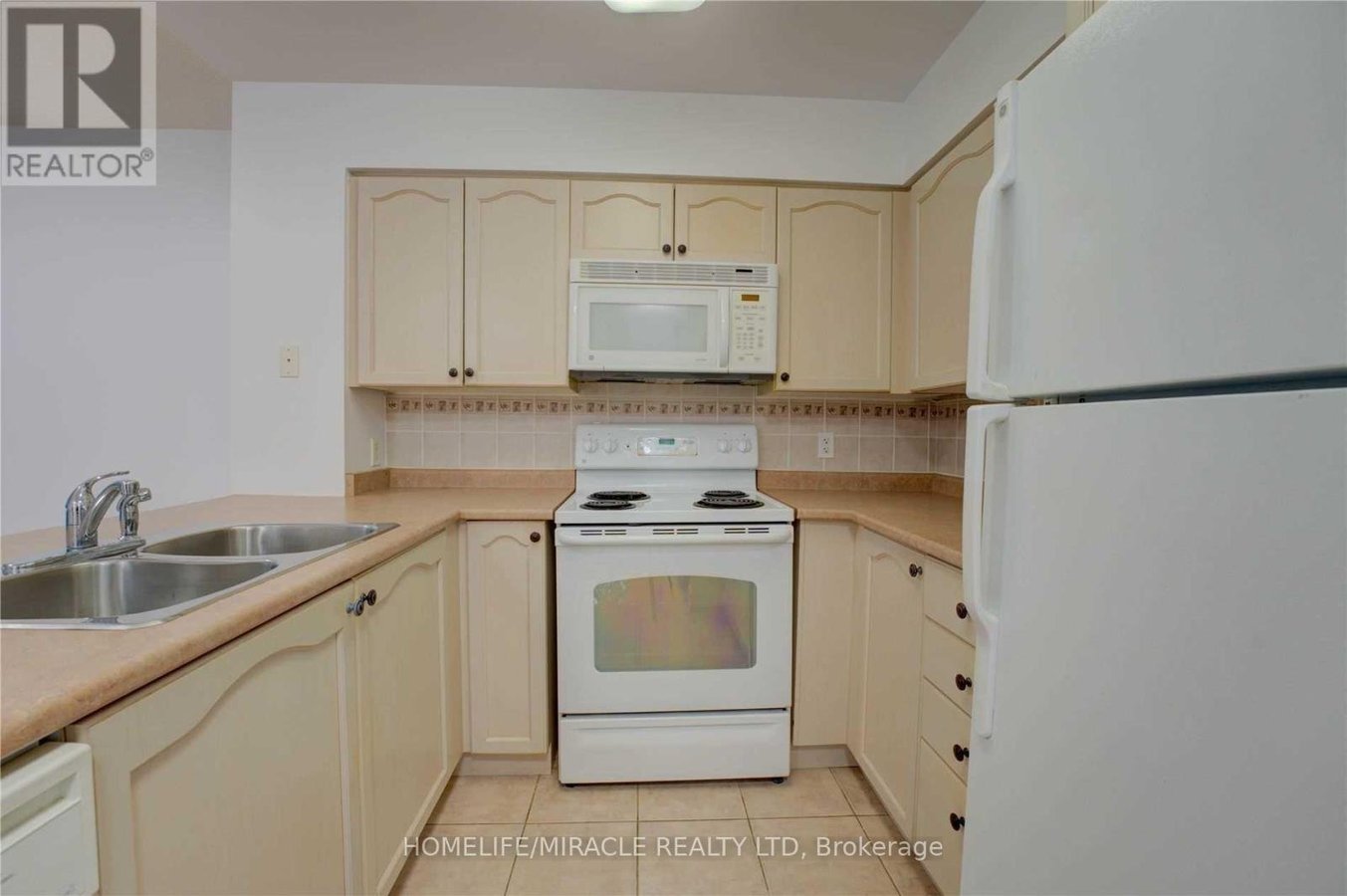 1509 - 30 GRAND TRUNK CRESCENT - Photo 11