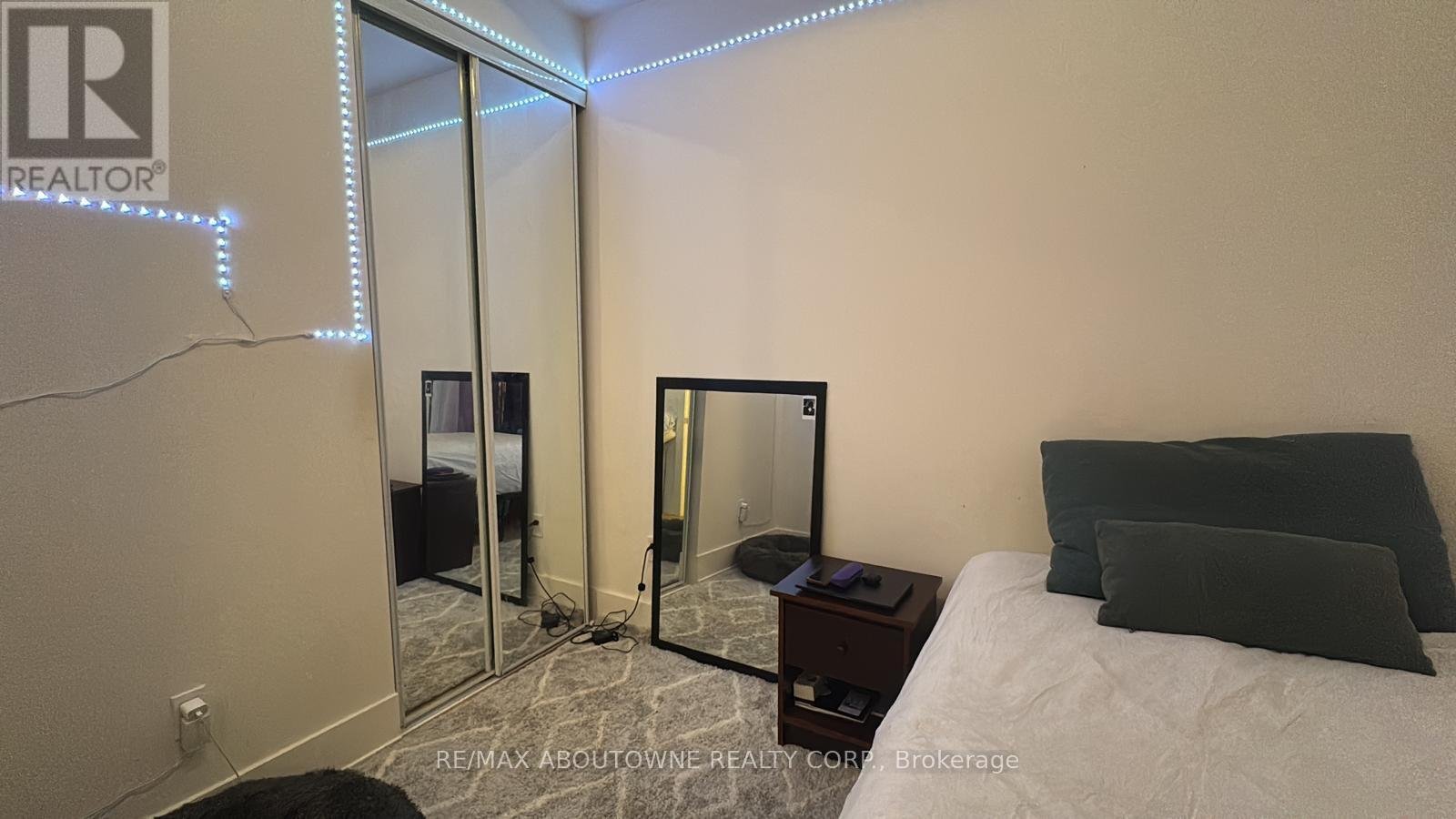 330 RICHMOND STREET W - Photo 5