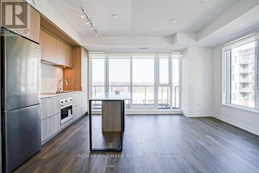 921 - 35 TUBMAN AVENUE - Photo 2