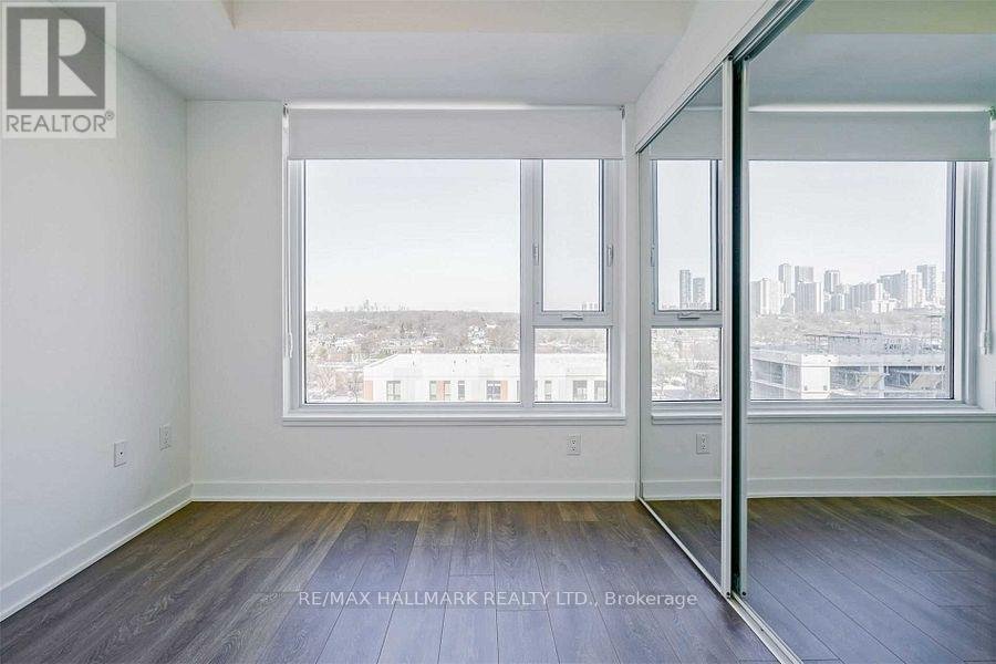921 - 35 TUBMAN AVENUE - Photo 6