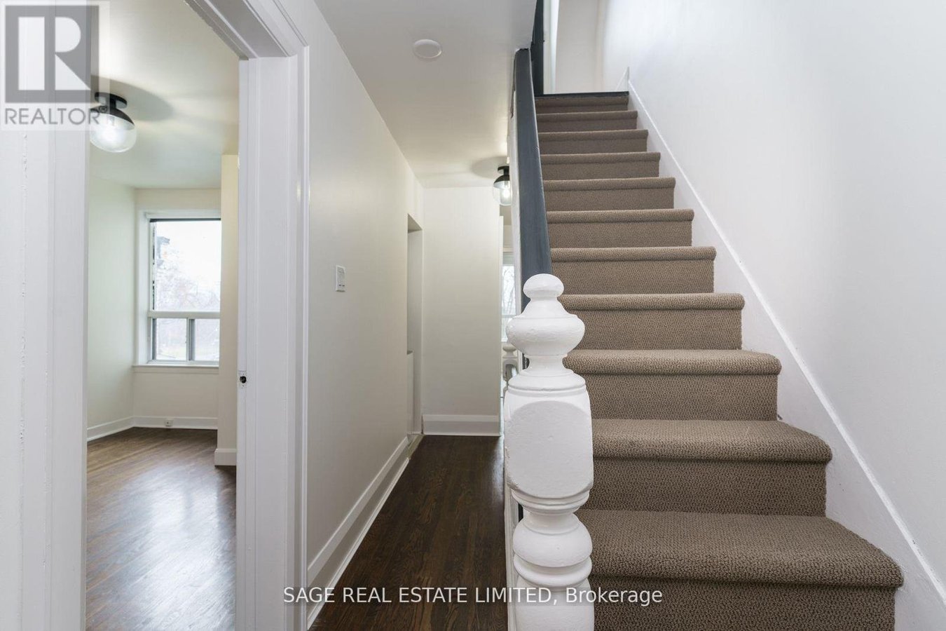 160 GORE VALE AVENUE - Photo 15