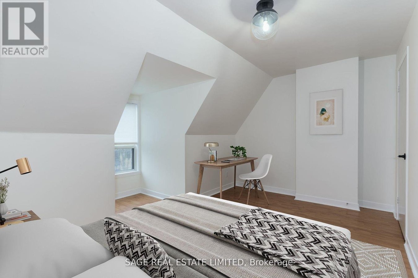 160 GORE VALE AVENUE - Photo 16