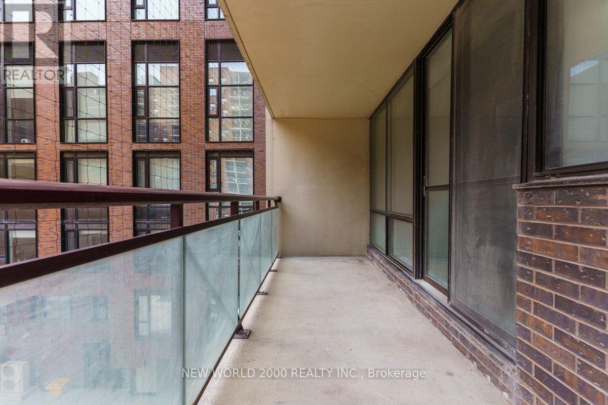 1901 - 101 ROEHAMPTON AVENUE - Photo 10