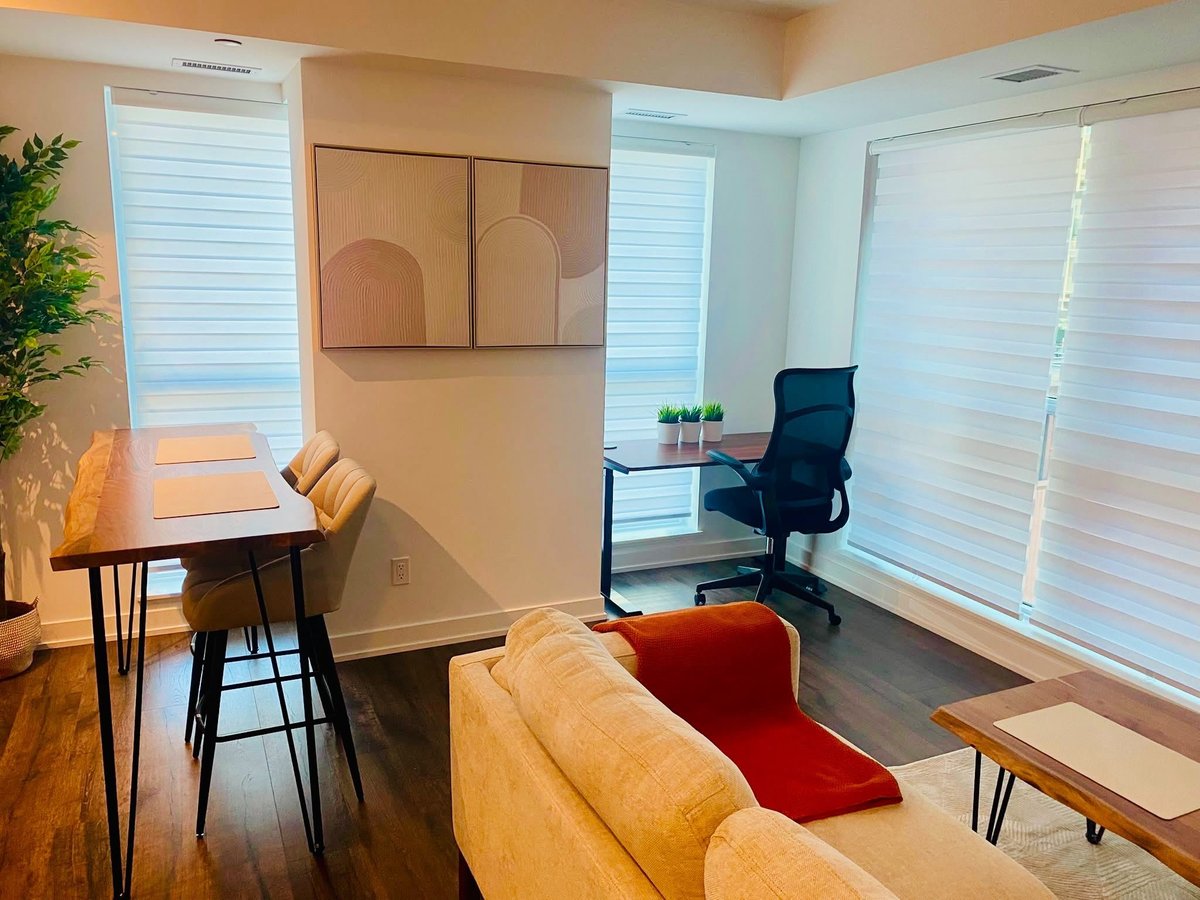 327 King Street West - Photo 3